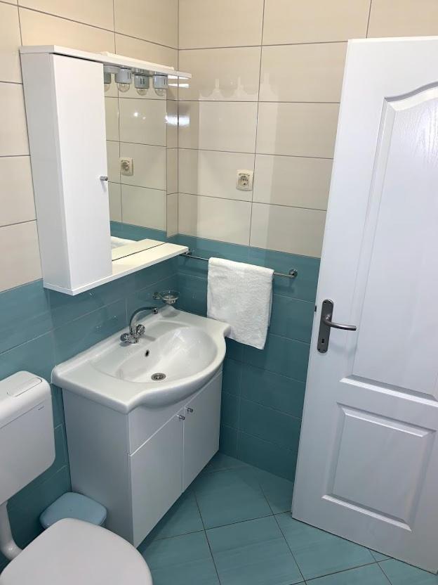 Apartments Center Baška Voda Zewnętrze zdjęcie