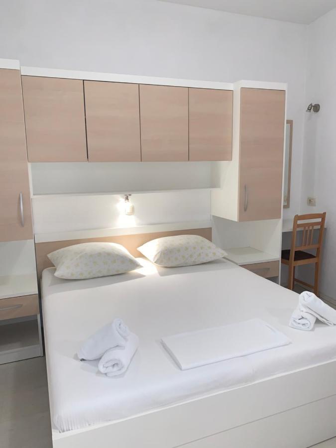 Apartments Center Baška Voda Zewnętrze zdjęcie