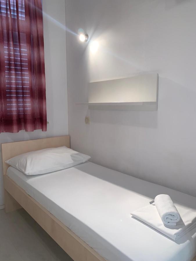 Apartments Center Baška Voda Zewnętrze zdjęcie