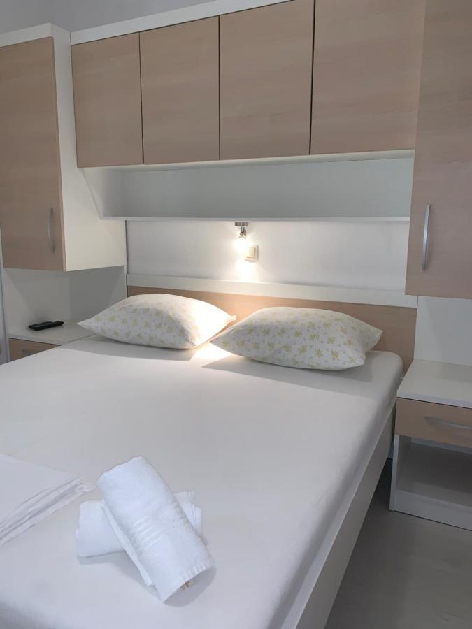 Apartments Center Baška Voda Zewnętrze zdjęcie